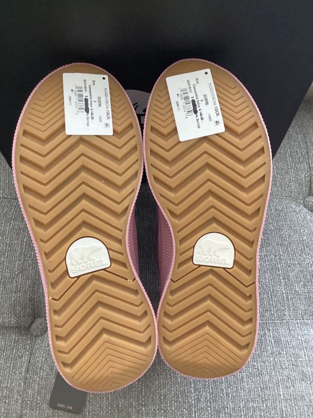 SOREL Out N About IV Puffy Lace-Up Waterproof Boot (Women) 8M - Picture 6 of 10